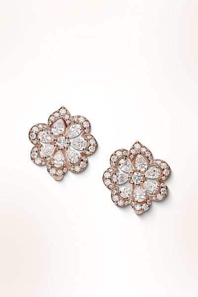 Precious Lace High Jewelry diamond earrings